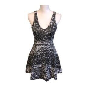 ABERCROMBIE & FITCH NEW YORK BLACK & WHITE SCUBA SKATER DRESS, SIZE XS